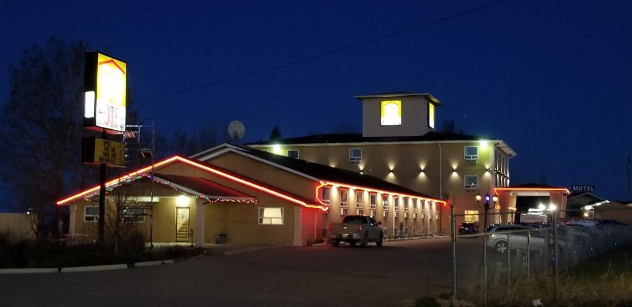 Lone Star Hotel North Battleford Ngoại thất bức ảnh